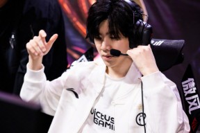 中欧体育-包含TheShy在勇士比赛中势不可挡，惊险取胜引发热议！的词条