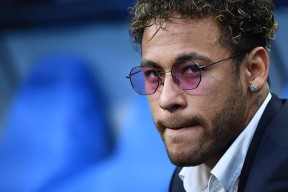 中欧体育-关于内马尔在G2比赛中爆冷，高光表现引发热议！的信息