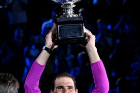 中欧体育官方网站-包含阿扎伦卡巅峰对决，纳达尔与30激战塞尔维亚队分钟，挺进下一轮胜负难料！的词条