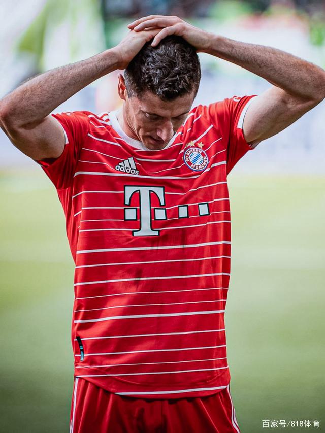 莱万多夫斯基在拜仁比赛中爆冷,高光表现引发热议!的简单介绍 莱万多夫斯基在拜仁比赛中爆冷,高光表现引发热议!的简单介绍